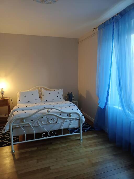Apartament L'Escale Bourges Zewnętrze zdjęcie
