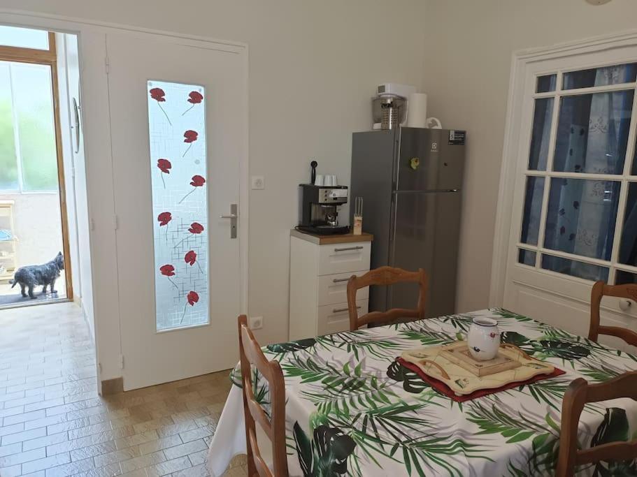 Apartament L'Escale Bourges Zewnętrze zdjęcie